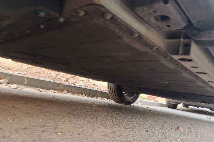 Used  V23 2025 401 Two-Wheel Drive Advanced Edition