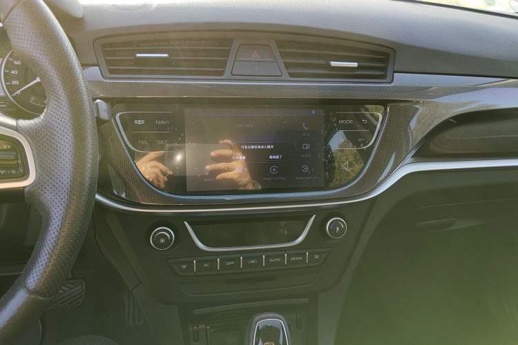 Used Geely Auto Emgrand 2017 Hatchback RS Million Edition 1.5L CVT Upward Version
