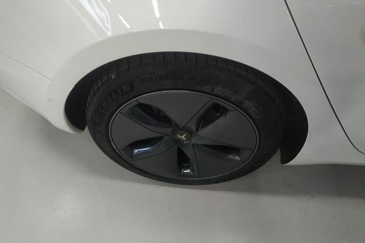 Used Tesla Model 3 2020 Revised Version Standard Range Rear-Wheel Drive – Upgraded Edition
