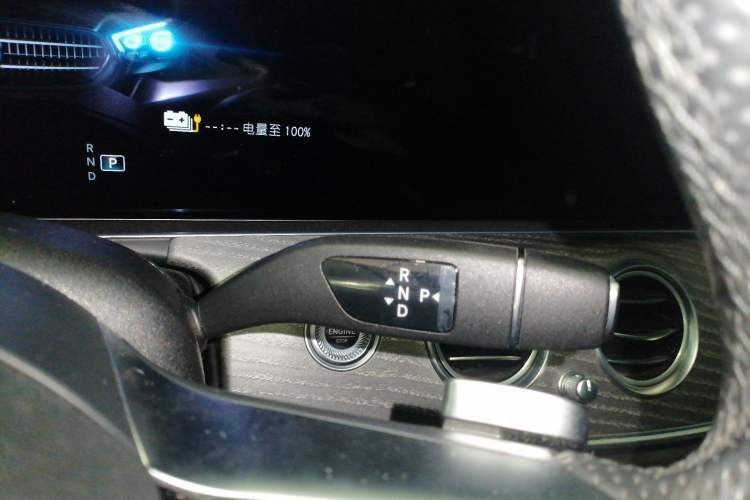 Used Mercedes-Benz E-Class New Energy 2023 E 350 e L Plug-in Hybrid Sports Sedan