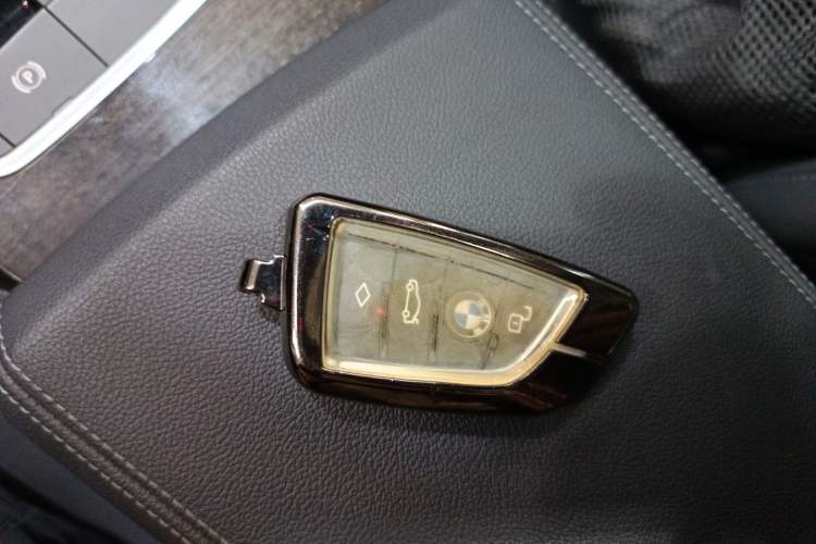 Used BMW 3 Series 2020 Restyled 325Li M Sport Package
