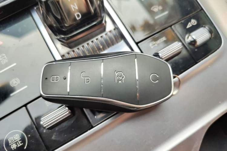 Used BYD Song PLUS New Energy 2024 Honor Edition EV 520km Luxury Model
