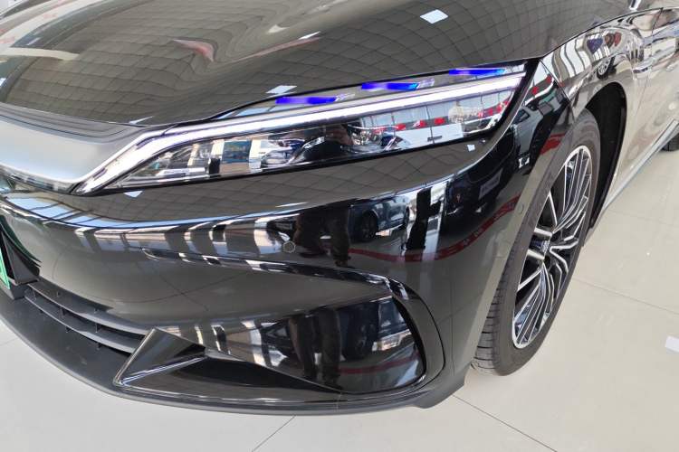 Used BYD Han 2025 DM-i Intelligent Driving Edition 125KM LiDAR Flagship Model
