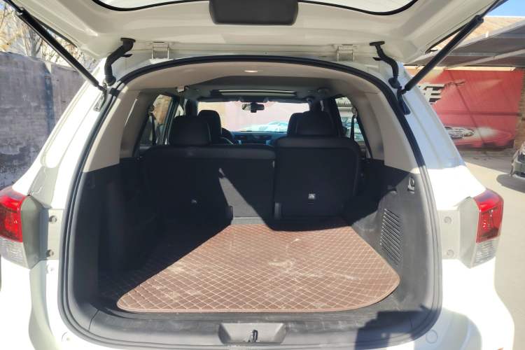 Used Nissan Terra 2020 2.5L XL Upper 4WD Automatic Four-Wheel Drive Luxury Edition
