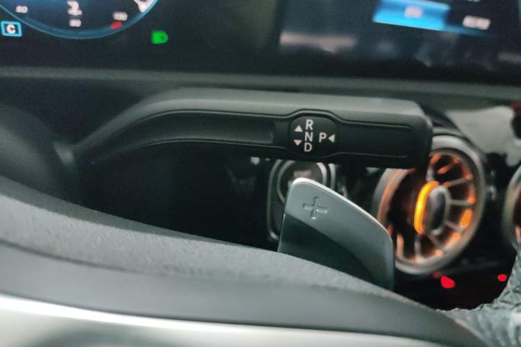 Used Mercedes-Benz A-Class 2021 A 200 L Sport Sedan Fashion Model
