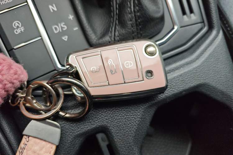 Used Volkswagen Lavida 2023 1.5L Automatic Full-Comfort Edition
