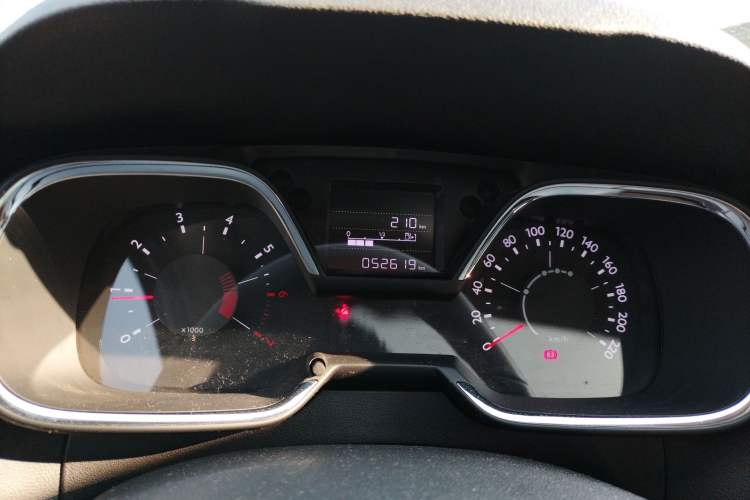 Used Citroen C4 Sega 2018 1.6L Manual Luxury Model
