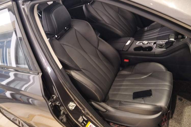 Used Changan CS75 PLUS 2021 1.5T Automatic Luxury Version
