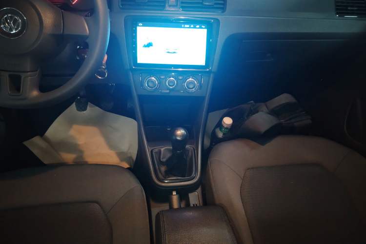 Used Volkswagen Santana 2016 1.6L Manual Fashion Edition