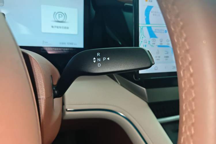 Used BYD Xia 2025 DM-i 1.5T 180km Beyond Edition
