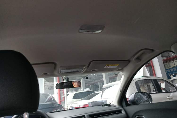 Used Honda Vezel 2015 1.5L CVT two-wheel drive Comfort trim
