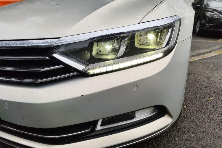 Used Volkswagen Magotan 2017 330TSI DSG Luxury Model