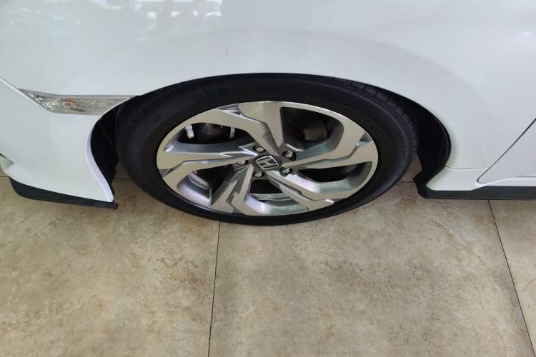 Used Honda Civic 2021 HATCHBACK 220TURBO CVT Trendy Cool Edition
