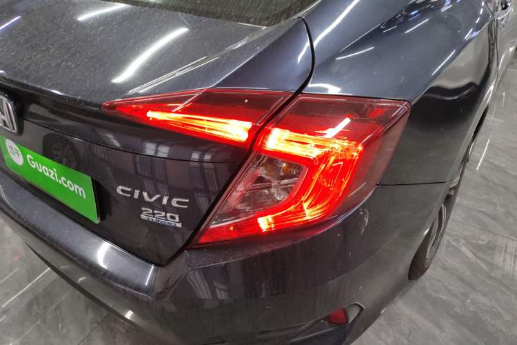 Used Honda Civic 2016 220TURBO CVT Prestige Edition