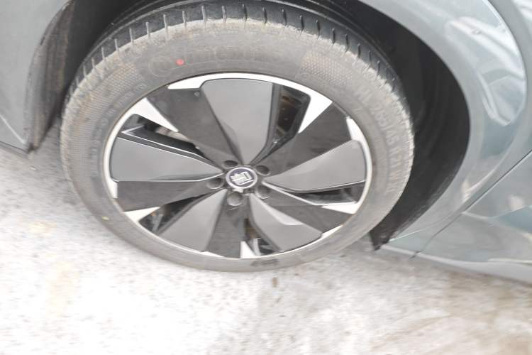 Used BYD Tang L 2025 DM 175KM Drone Player Edition