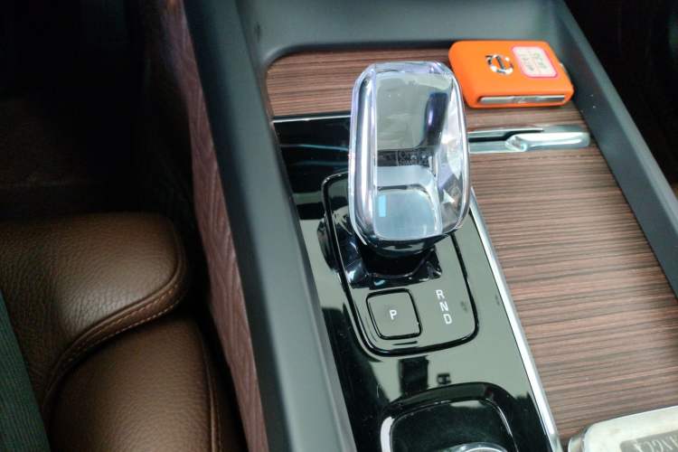 Used Volvo XC60 2023 B5 4x4 Smart Luxury Edition
