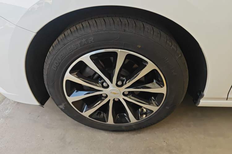 Used Chevrolet Cruze 2018 Revised Version 320 Automatic Pioneer Edition
