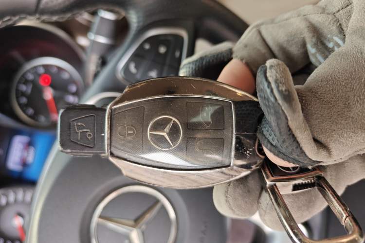 Used Mercedes-Benz V-Class 2021 V 260 L Long Wheelbase Prestige Edition