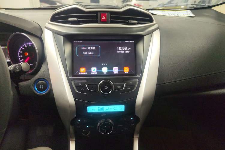 Used BYD Yuan New Energy 2018 EV360 Smart Connected Cool Model
