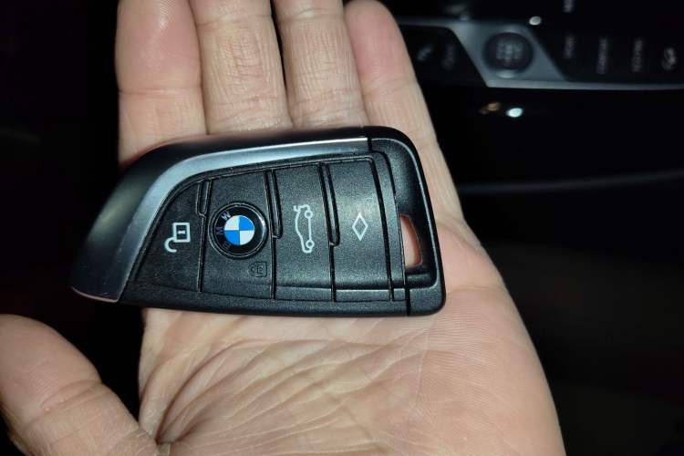 Used BMW X3 2022 Second Facelift xDrive30i Leading Edition M Night Sky Package
