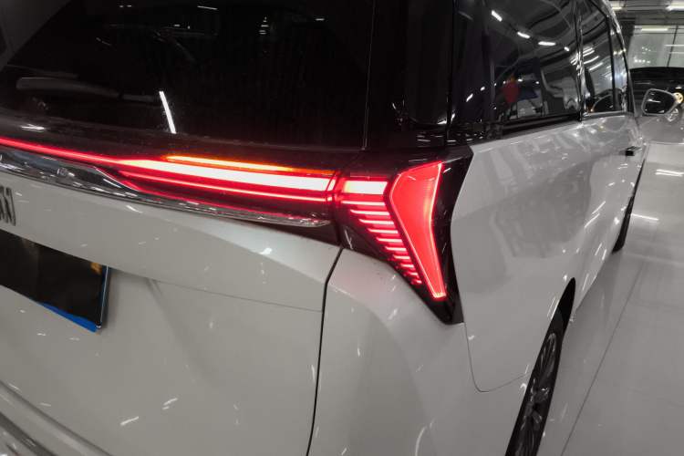 Used Buick GL8 2025 Lu Zun Deluxe Edition
