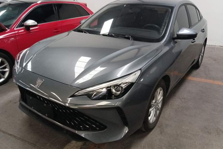 Used Roewe i5 2023 1.5L Manual Comfort Edition
