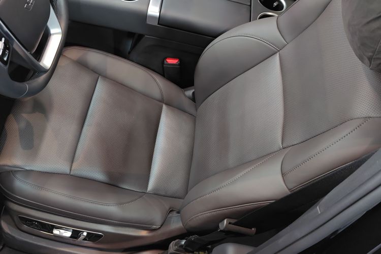 Used Li Auto L8 2023 Air model