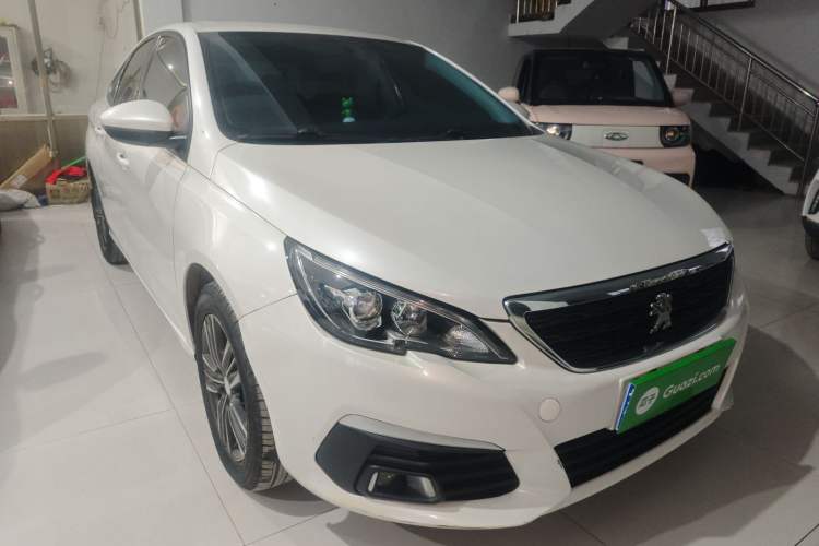 Used Peugeot 308 2016 1.6L Manual Fashion Edition
