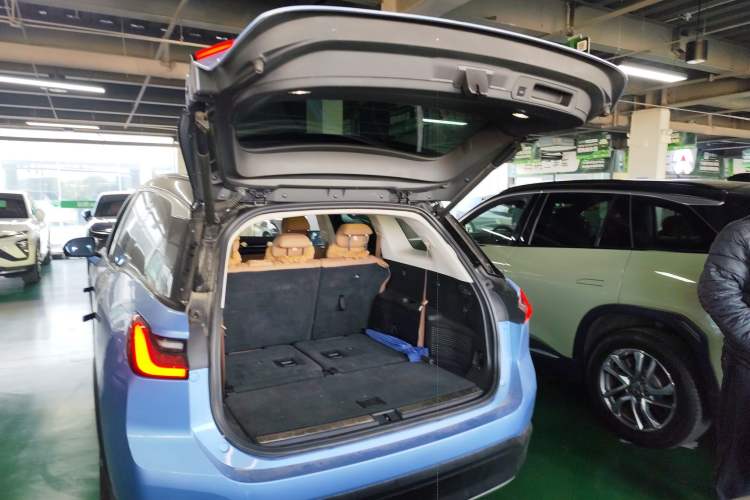 Used Nio ES8 2018 Founder Edition
