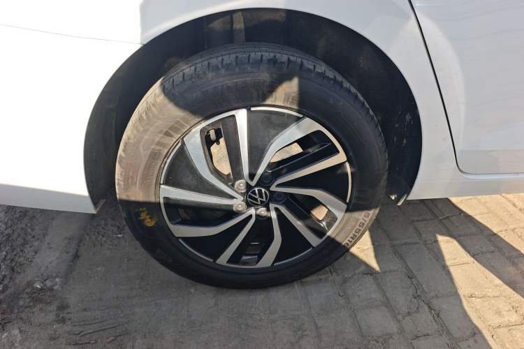 Used Volkswagen Lavida 2023 New Rui 1.5L Automatic New Yi Edition