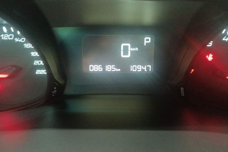 Used Peugeot 308 2018 1.6L Automatic Luxury Edition
