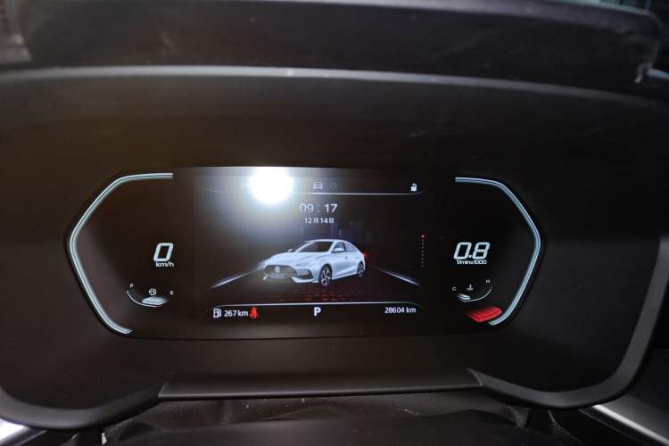 Used MG 5 2021 180 DVVT CVT Youth Luxury Edition
