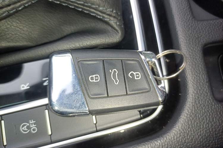 Used Volkswagen Magotan 2023 2 Million Units Limited Edition 330TSI DSG Leading Version