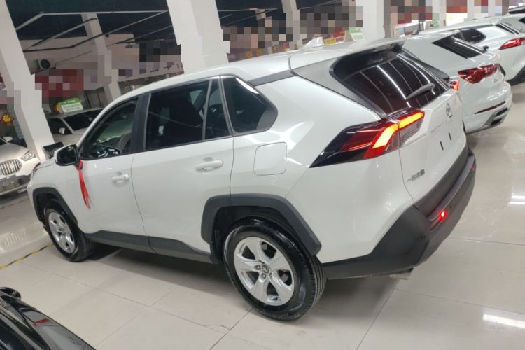 Used Toyota RAV4 2023 2.0L CVT Two-Wheel Drive Urban Edition
