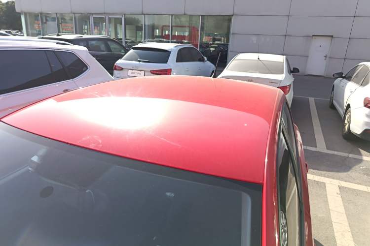 Used Volkswagen Polo 2016 1.4L Manual Fashion Model