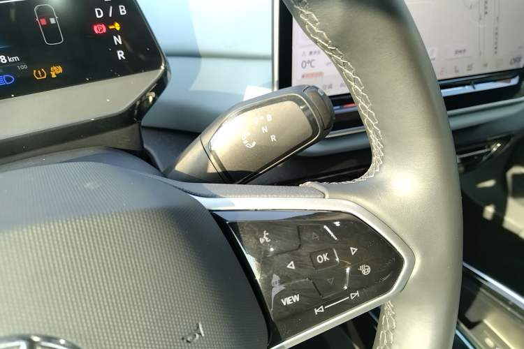 Used Volkswagen ID.4 X 2025 Smart Version Pure & Intelligent Enjoyment Edition
