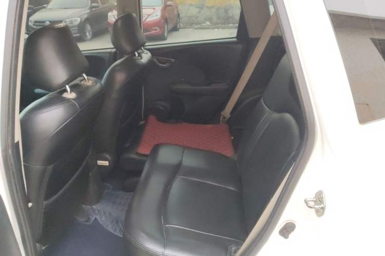 Used Honda Fit 2011 1.3L Manual Comfort Edition