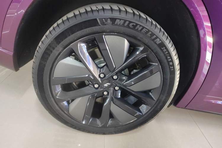 Used Li Auto L9 2024 Ultra Model
