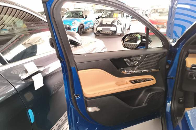 Used Lincoln Corsair 2020 2.0T Two-Wheel Drive Luxury Edition
