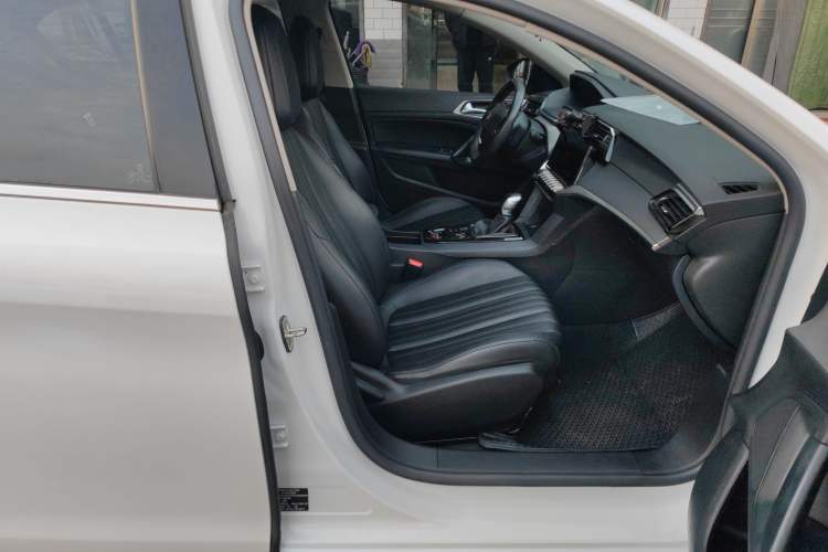 Used Peugeot 408 2022 1.6T Light-Chasing Edition