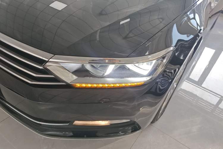 Used Volkswagen Magotan 2019 330TSI DSG Luxury Model China V Standard