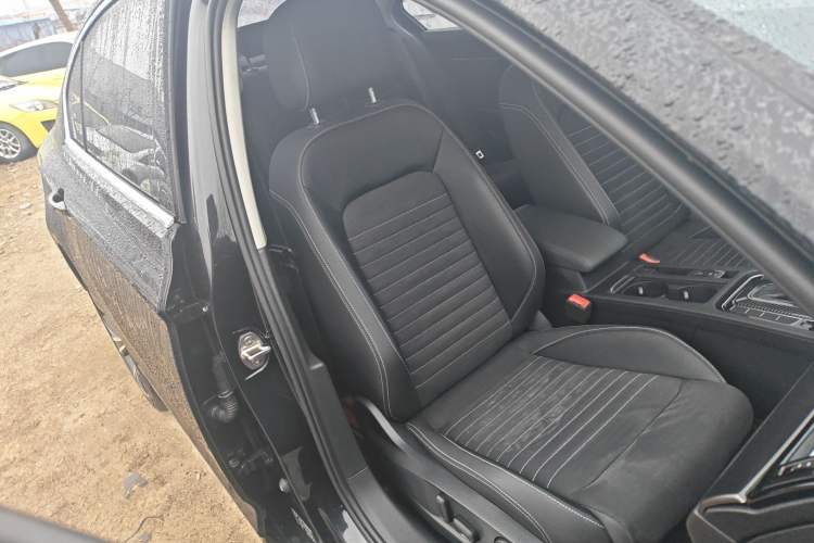 Used Volkswagen Magotan 2020 330TSI DSG Luxury Edition