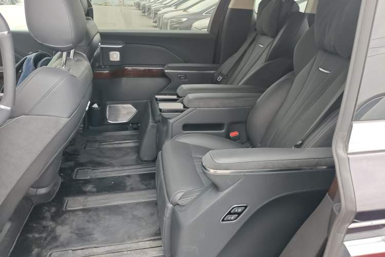 Used Hongqi HQ9 PHEV 2024 2.0T Four-Wheel Drive Luxury Edition