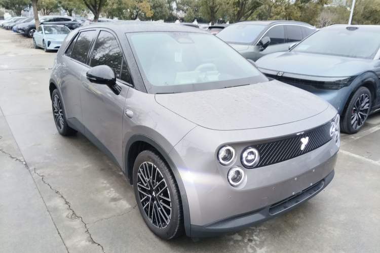 Used  firefly 2025 Illuminated Edition