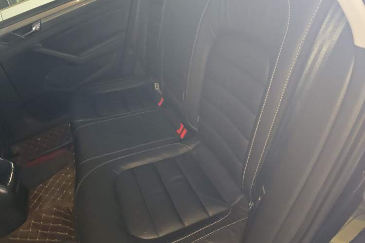 Used Volkswagen Passat 2016 1.8T Government Procurement Version (CEA Engine + 6AT)
