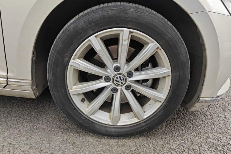 Used Volkswagen Magotan 2019 330TSI DSG Leading Model China VI Standard
