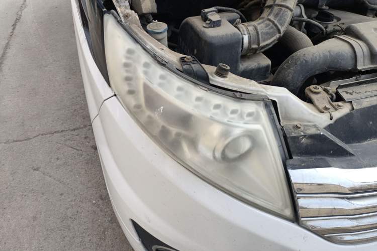 Used  Refine M5 2013 2.0T Gasoline Manual Business Edition
