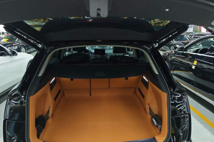 Used Audi Q5L 2024 40 TFSI Fashion Dynamic Model
