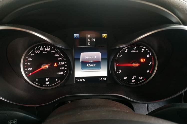 Used Mercedes-Benz GLC 2018 GLC 260 4MATIC Luxury Model