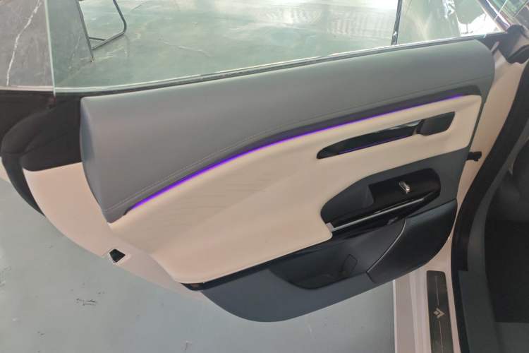 Used  GT 2024 Global Model 710 Ultra-High-Voltage LiDAR Edition
